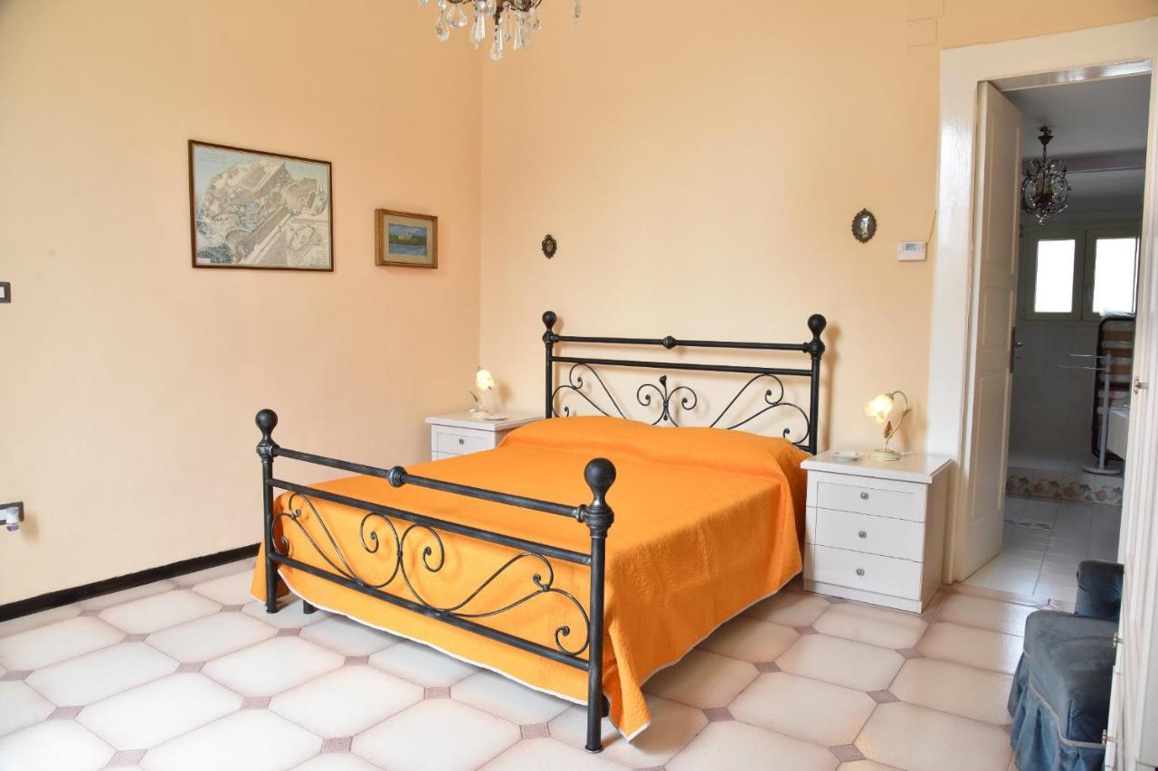 Rosaria Suite & Rooms Lecce Exterior foto